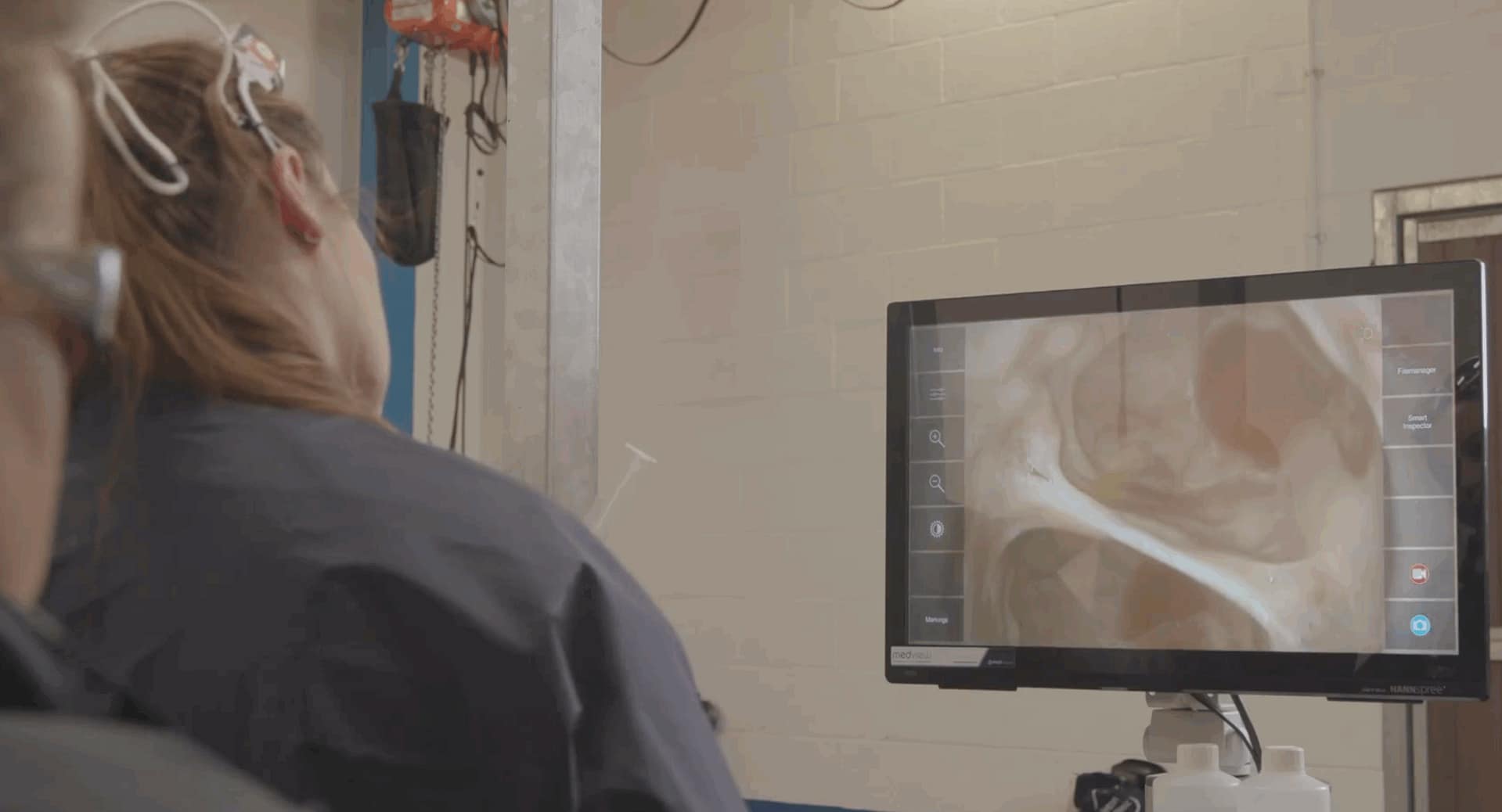 Veterinary airway imaging equipment